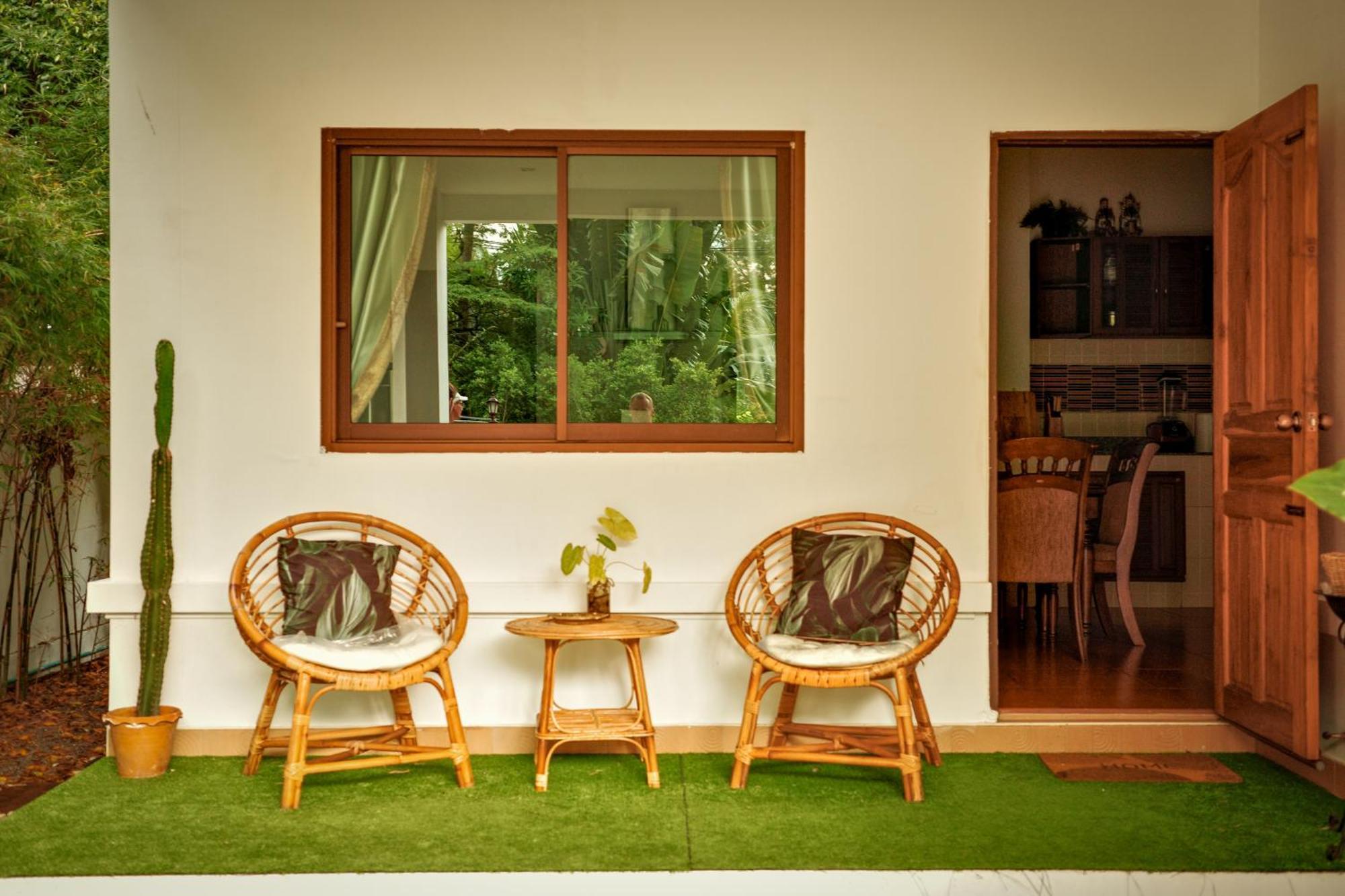 Beachfront Pool Villa Kamala Beach