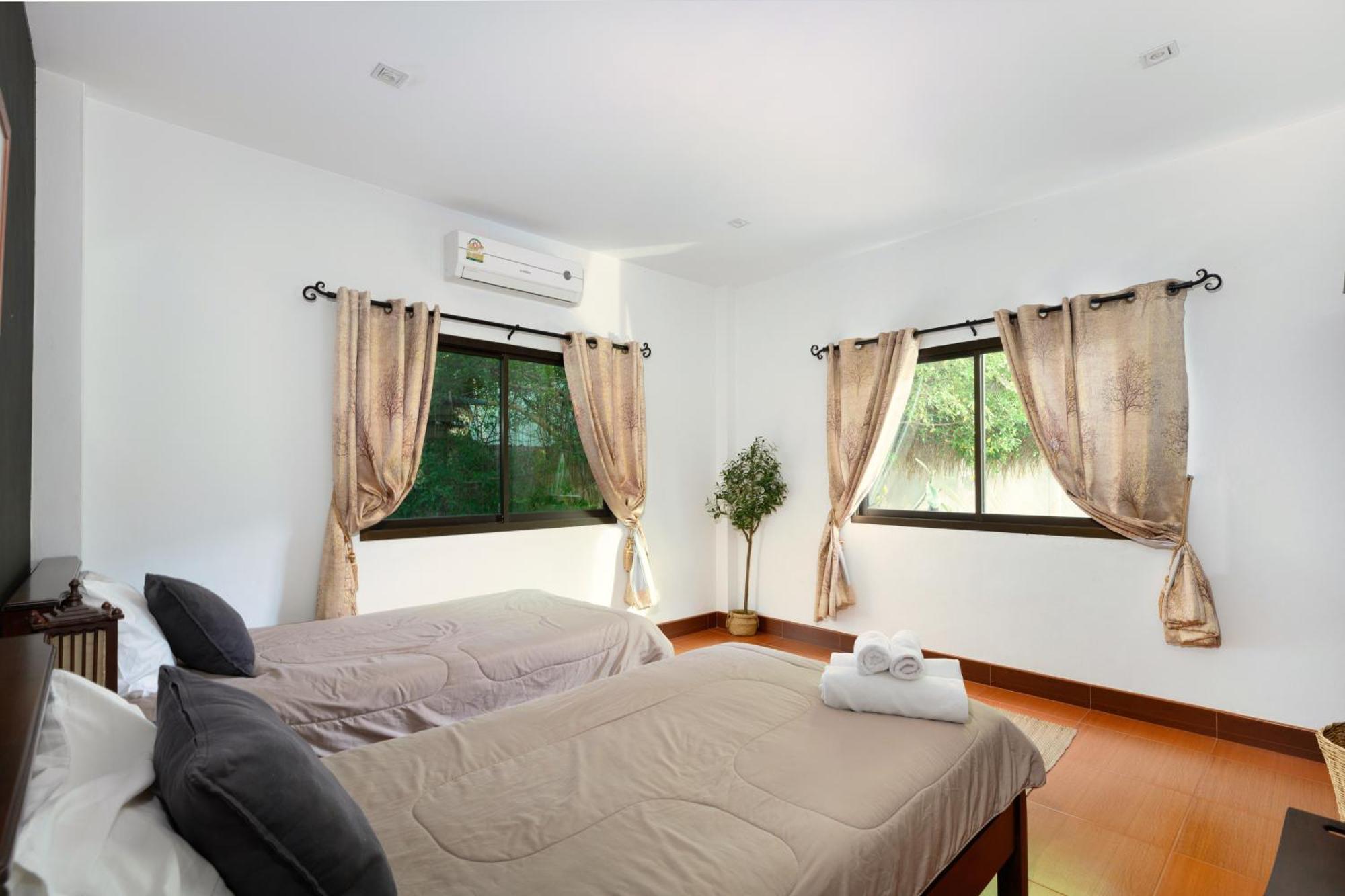 Beachfront Pool Villa Kamala Beach