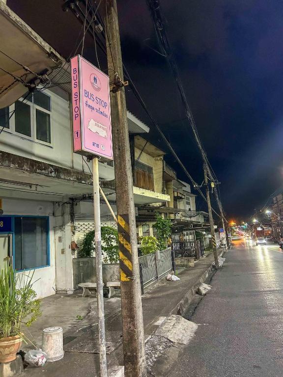 Mt Backpacker Old Town Hostel Phuket