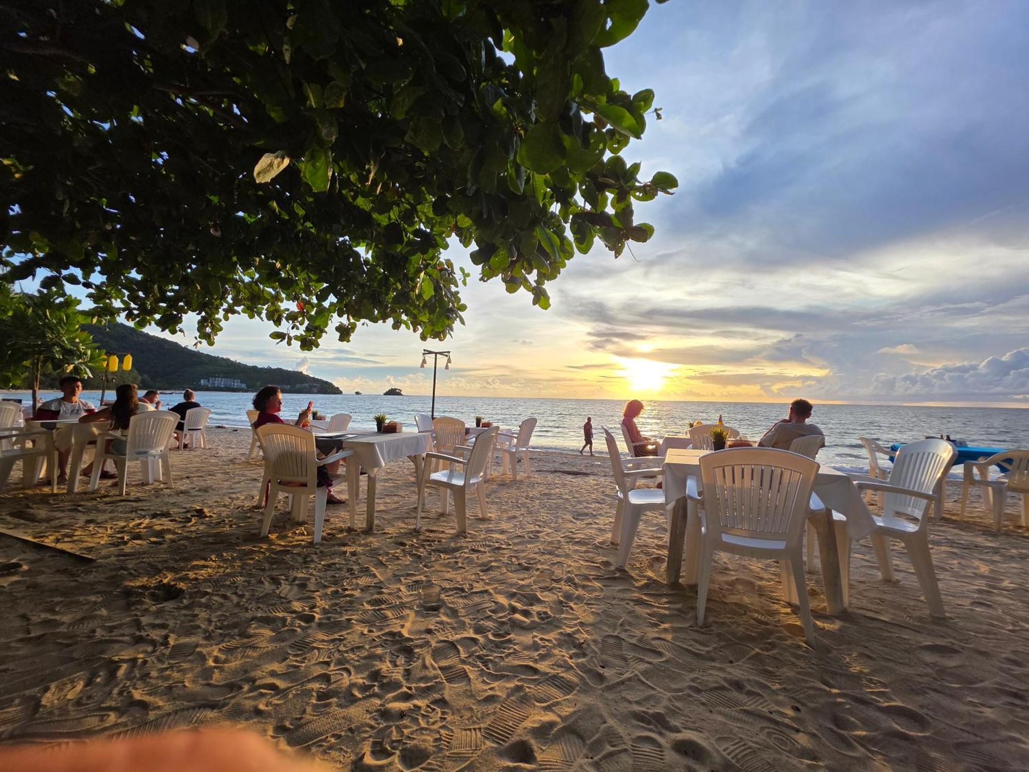 Tt Naiyang Phuket Nai Yang