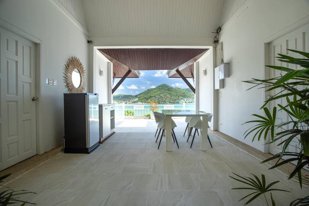 By The Sea 2bedroom Villa