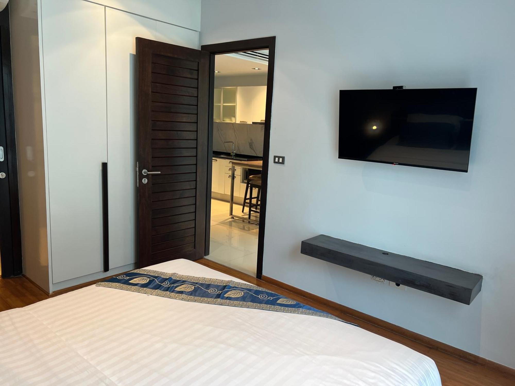 Apartment Emerald Terrace Condo 52-The Award 1 Bed Pool View Gem By Psr Patong