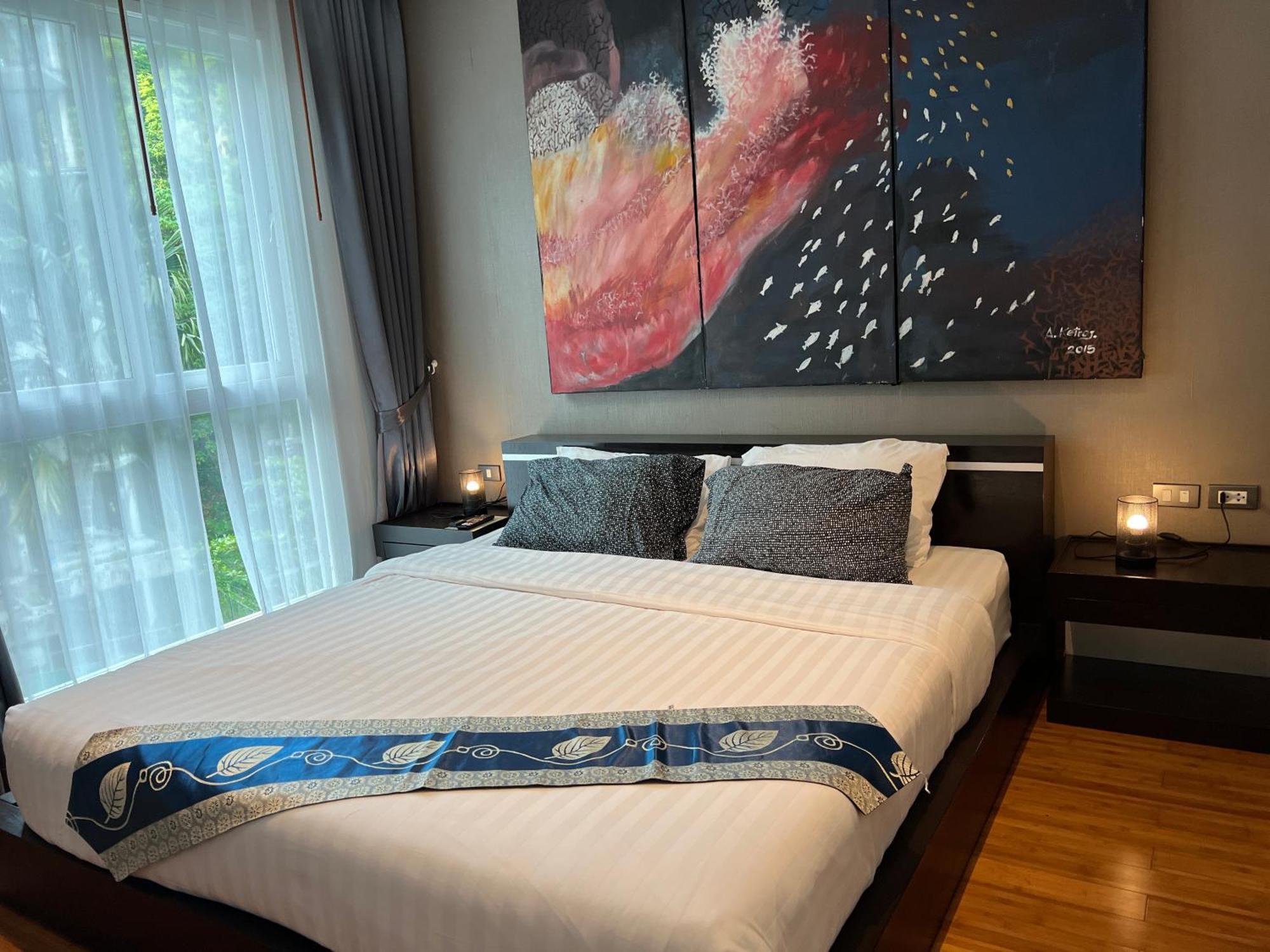 Emerald Terrace Condo 52-The Award 1 Bed Pool View Gem By Psr Apartment