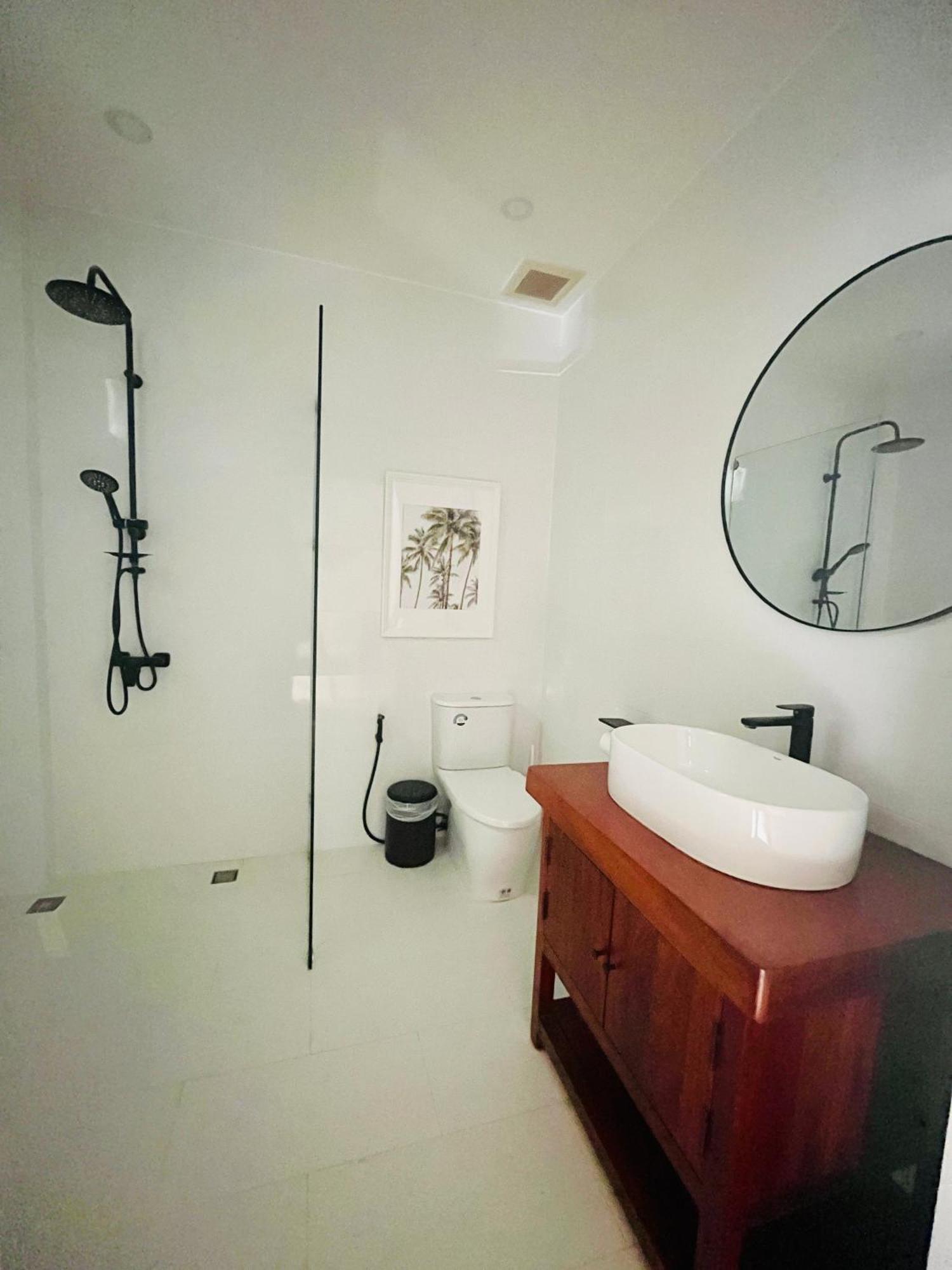 Coastal On Fairway Villa *