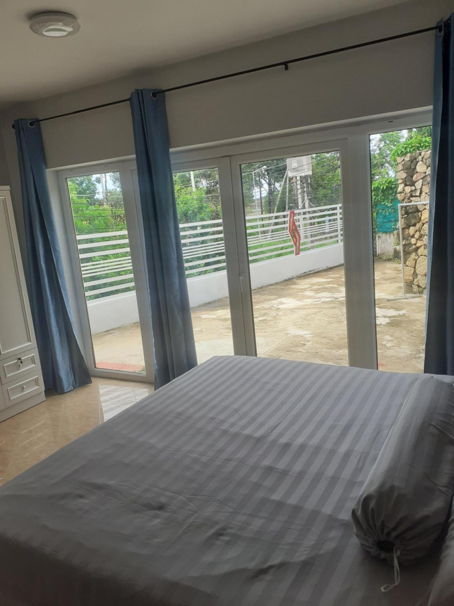 C-pool Boutique Apartment *