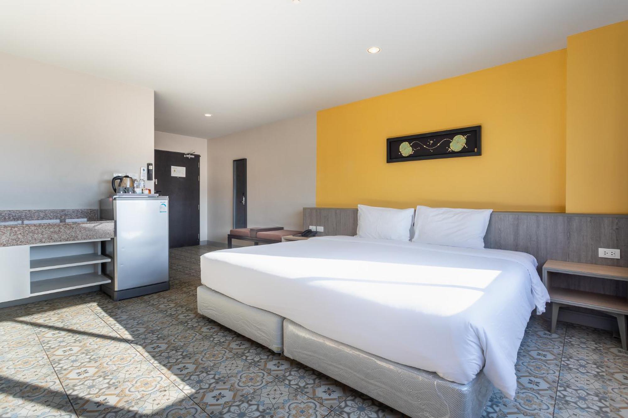 Recenta Suanluang Hotel 4*