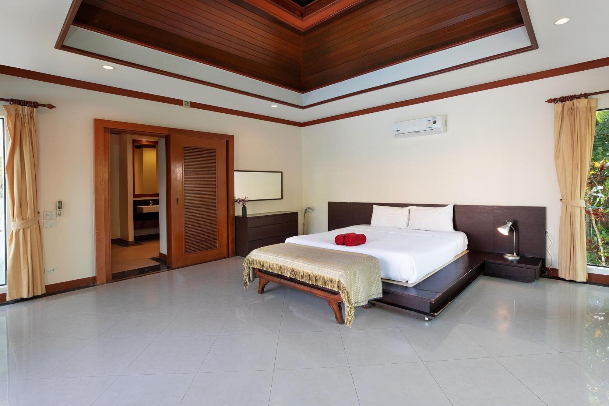 Tropical Living At 3br Pool Bianca, Baan Bua Luxury Estate, Nai Harn Rawai