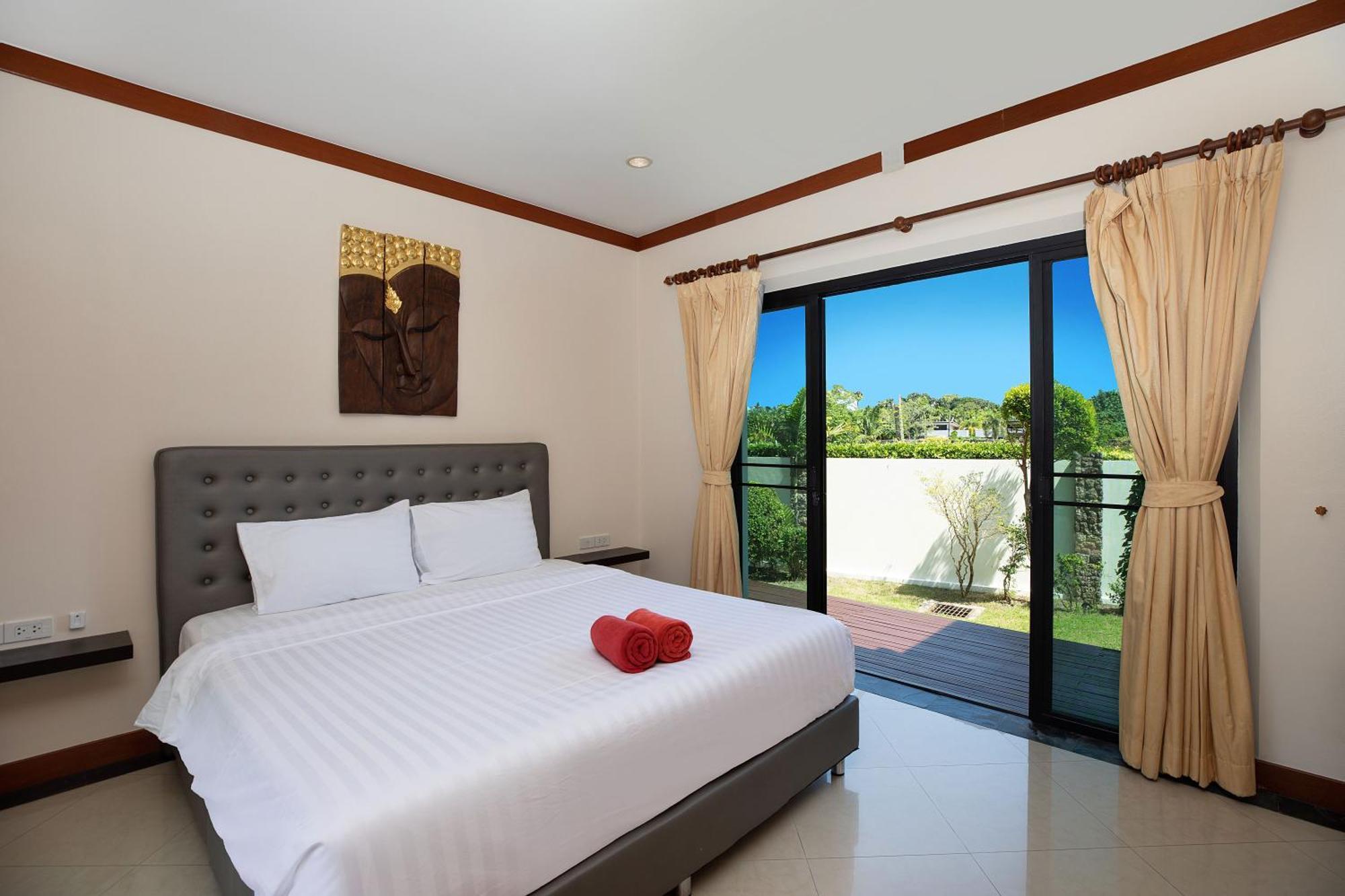 Tropical Living At 3br Pool Bianca, Baan Bua Luxury Estate, Nai Harn * Rawai