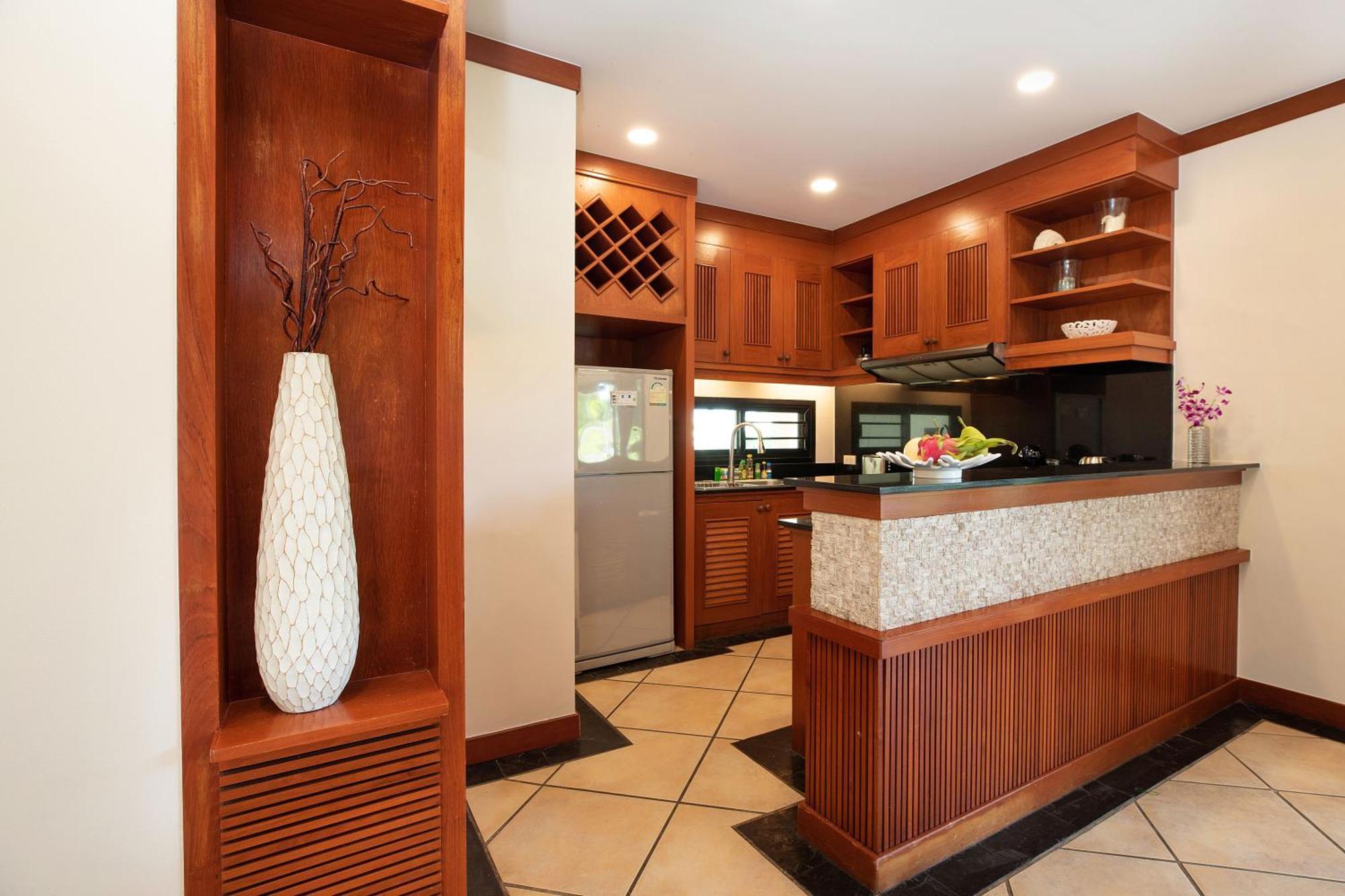 Tropical Living At 3br Pool Bianca, Baan Bua Luxury Estate, Nai Harn Rawai