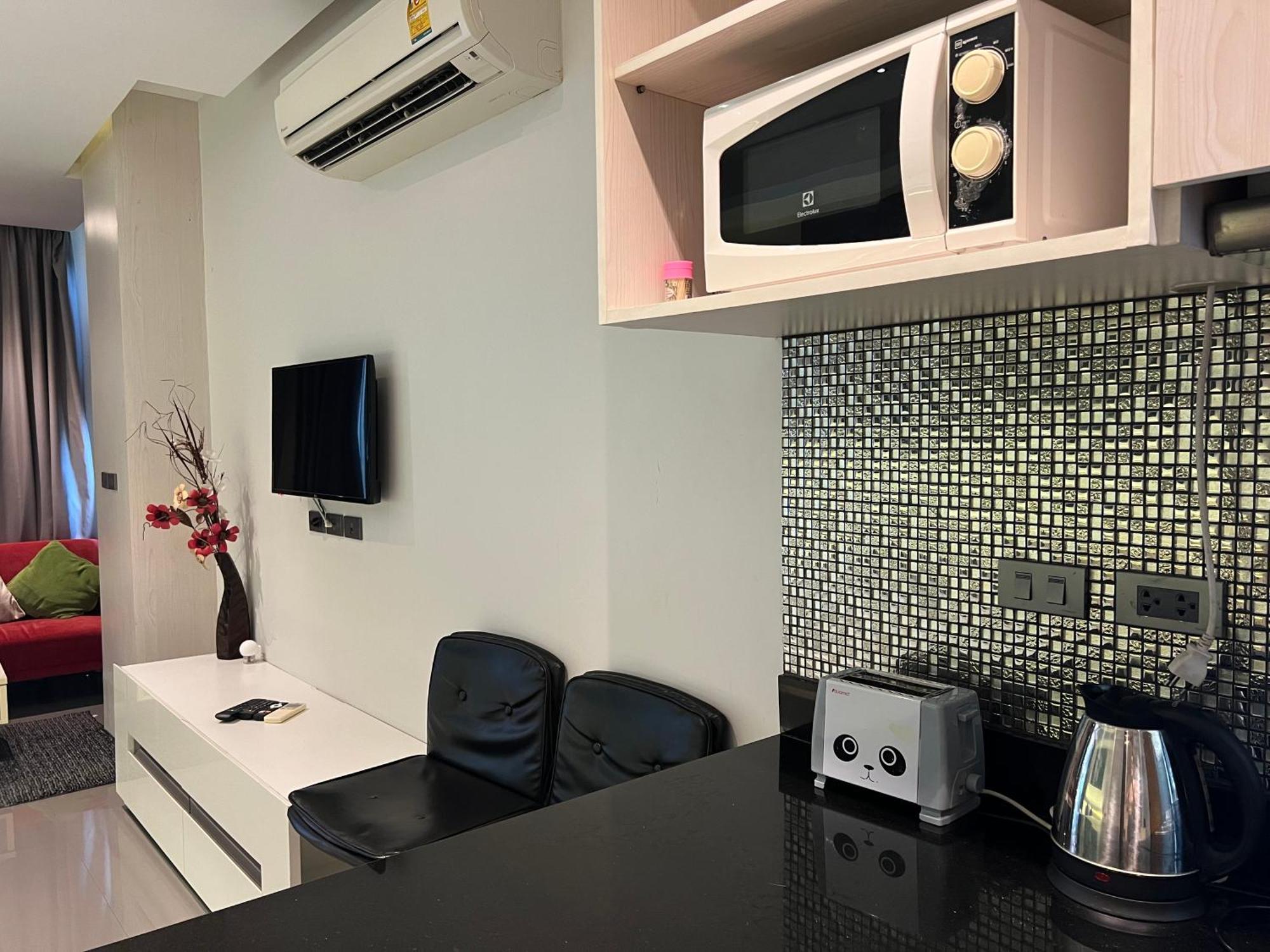 Naiharn Relife By Nataly Apartment *