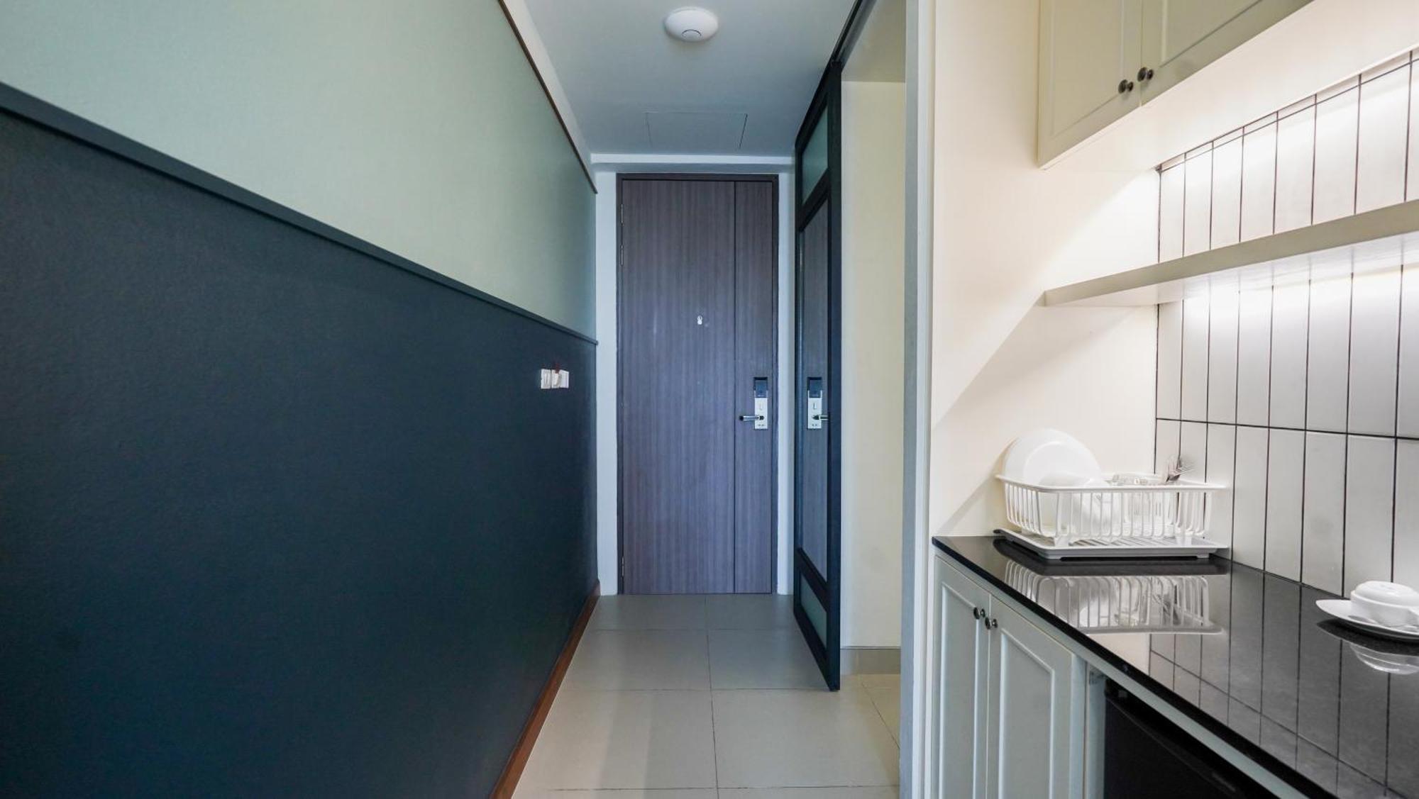 Marina House Muaythai Ta-iad Phuket 4*