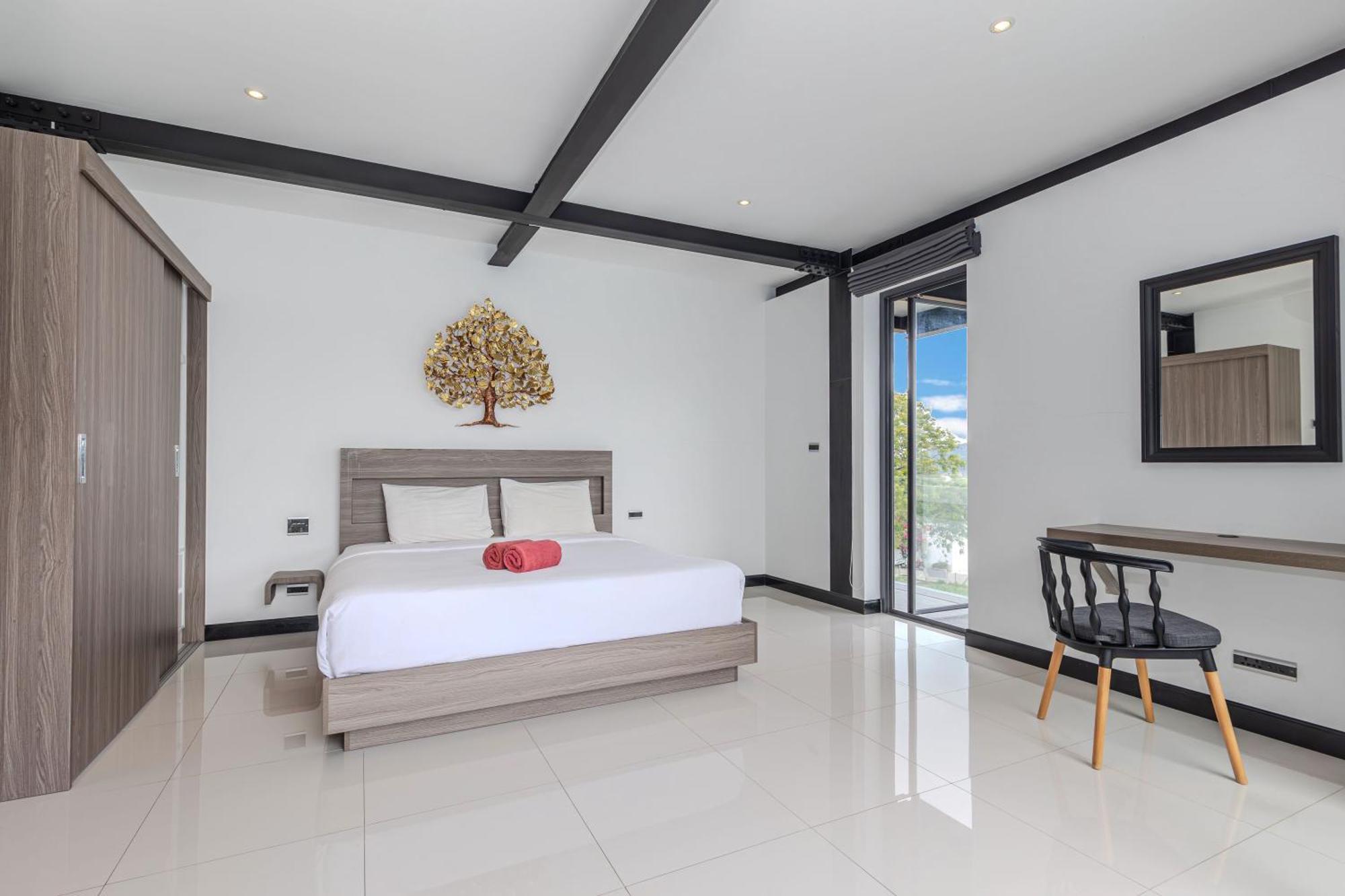 Villa Loft-style Hyper Modern 4br Sunset Garden 6 With 12x5m Salt Pool *