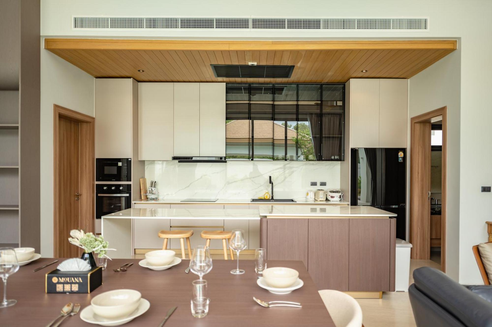 Mouana Song Khun 5-bedroom Pool 89-11 Villa Chalong