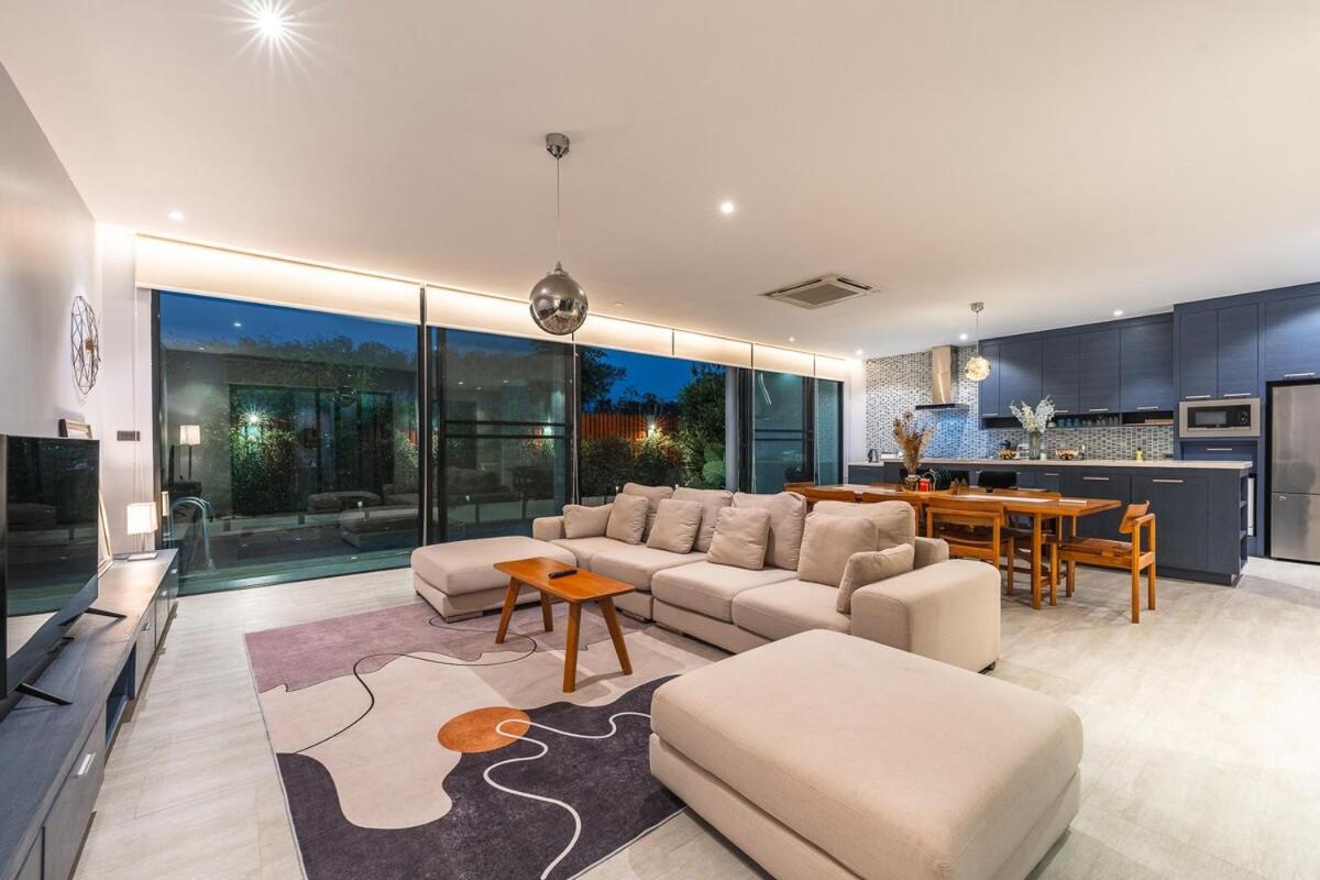 V188 The Granary Loft Haven 3br Pool Sanctuary Villa