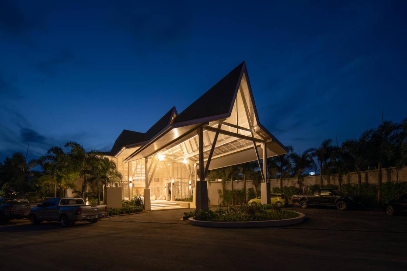 Lalynn & Villas, Phuket Hotel