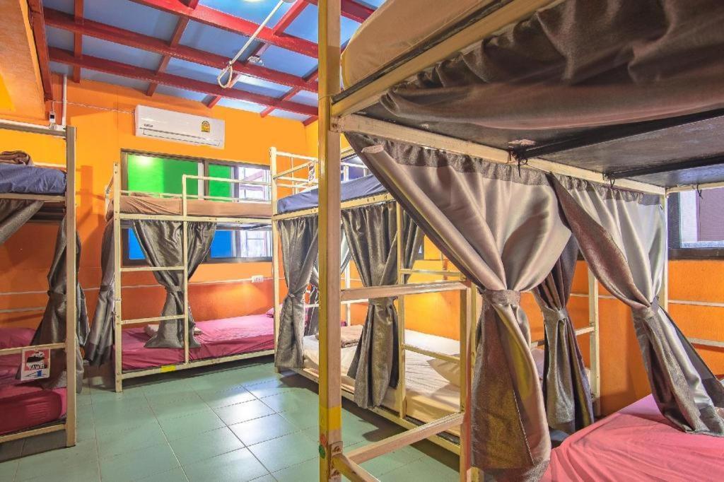 Albergue Oyo 586 I Phuket