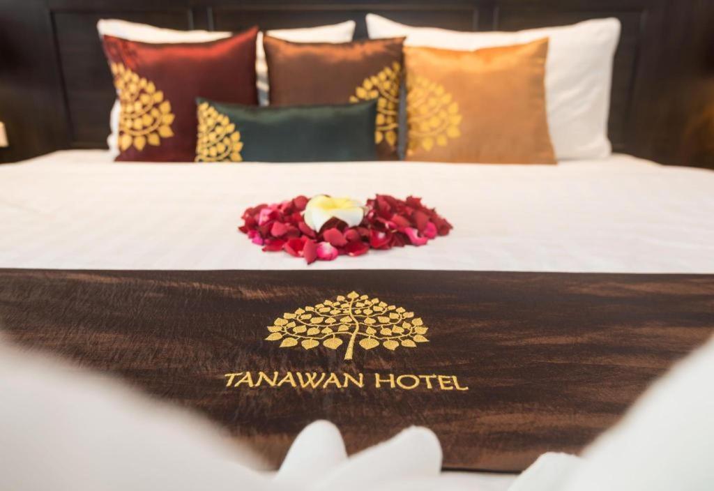 Tanawan Phuket Hotel