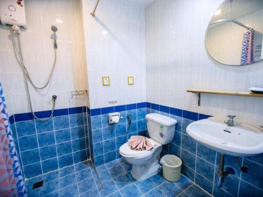 Oyo 343 Wanna Marine Hotel 2*
