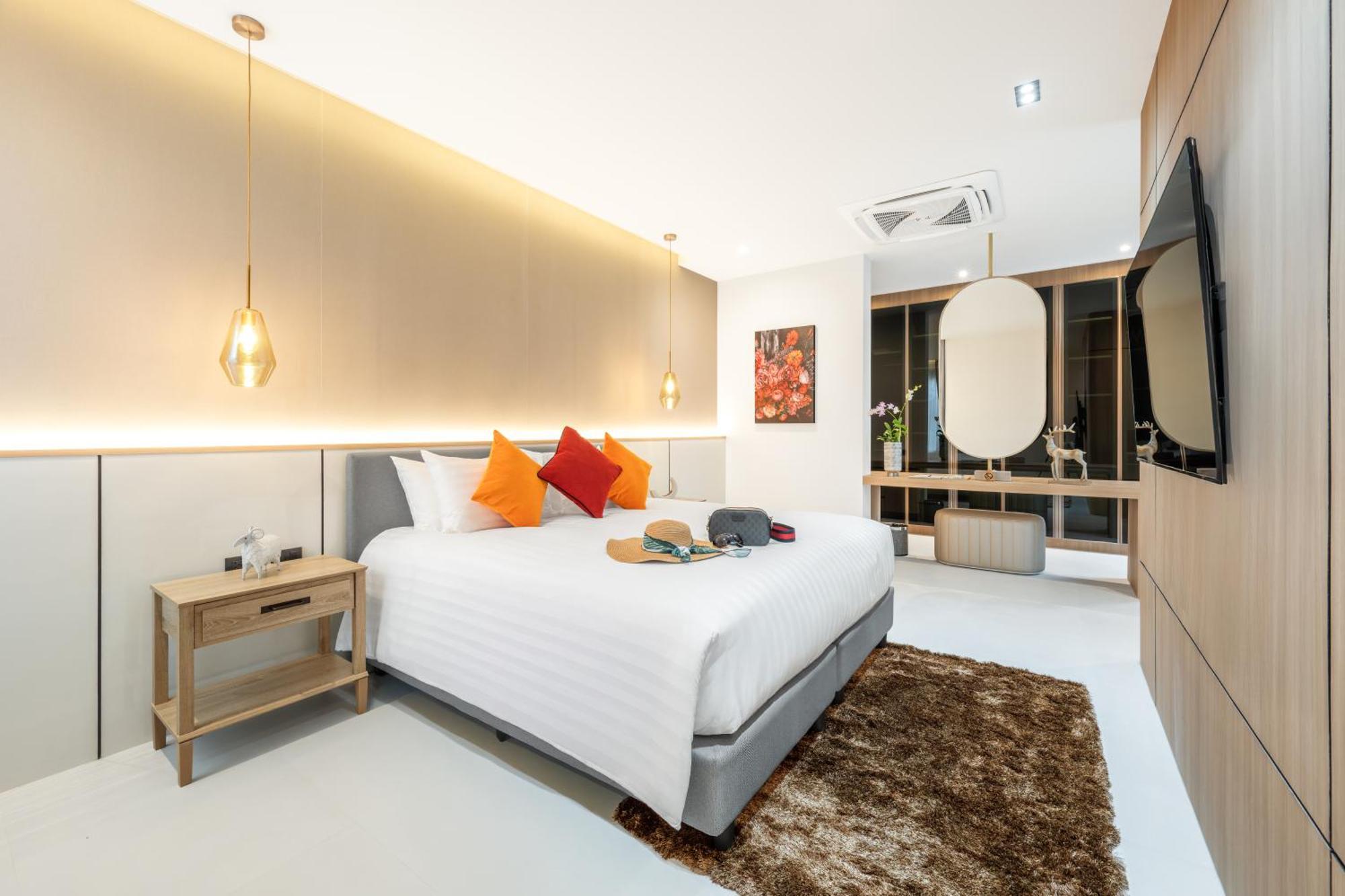 Villa Mandla Collection, White Anda Naiharn