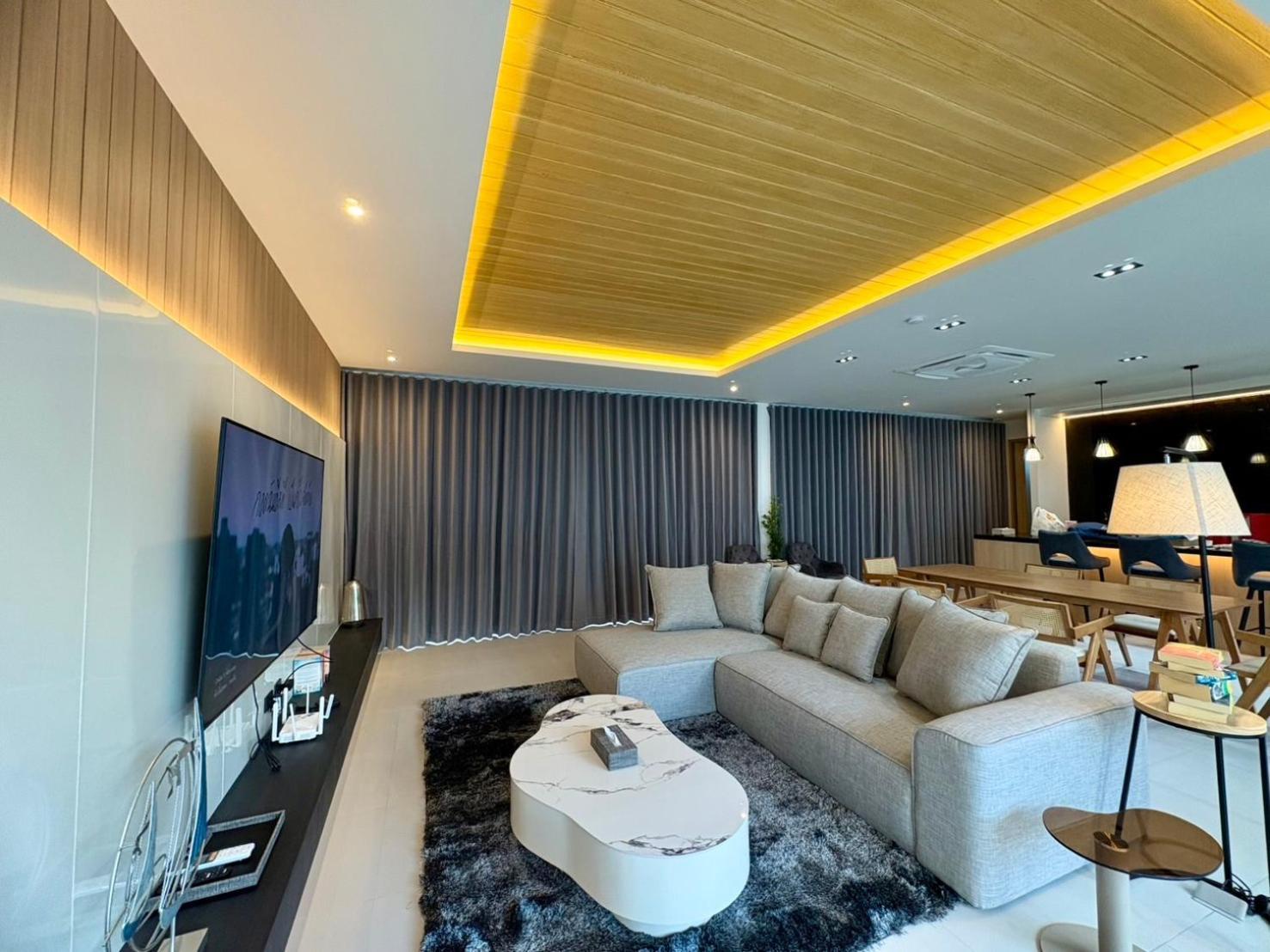 Villa Mandla Collection, White Anda Naiharn Rawai
