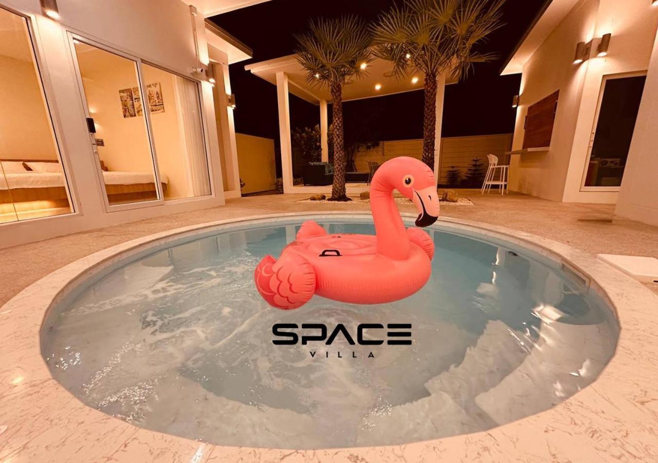 Villa Space