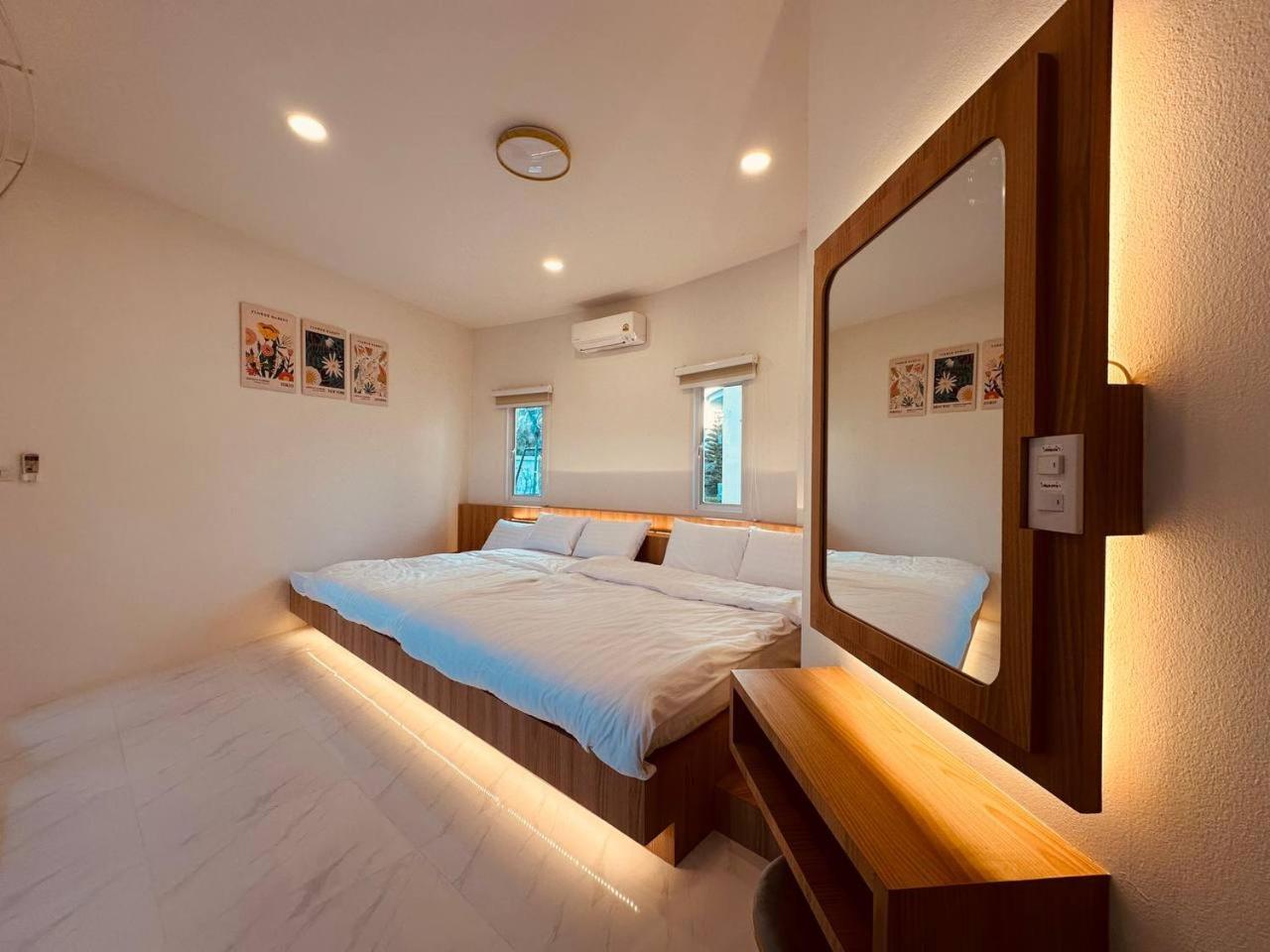 Villa Space