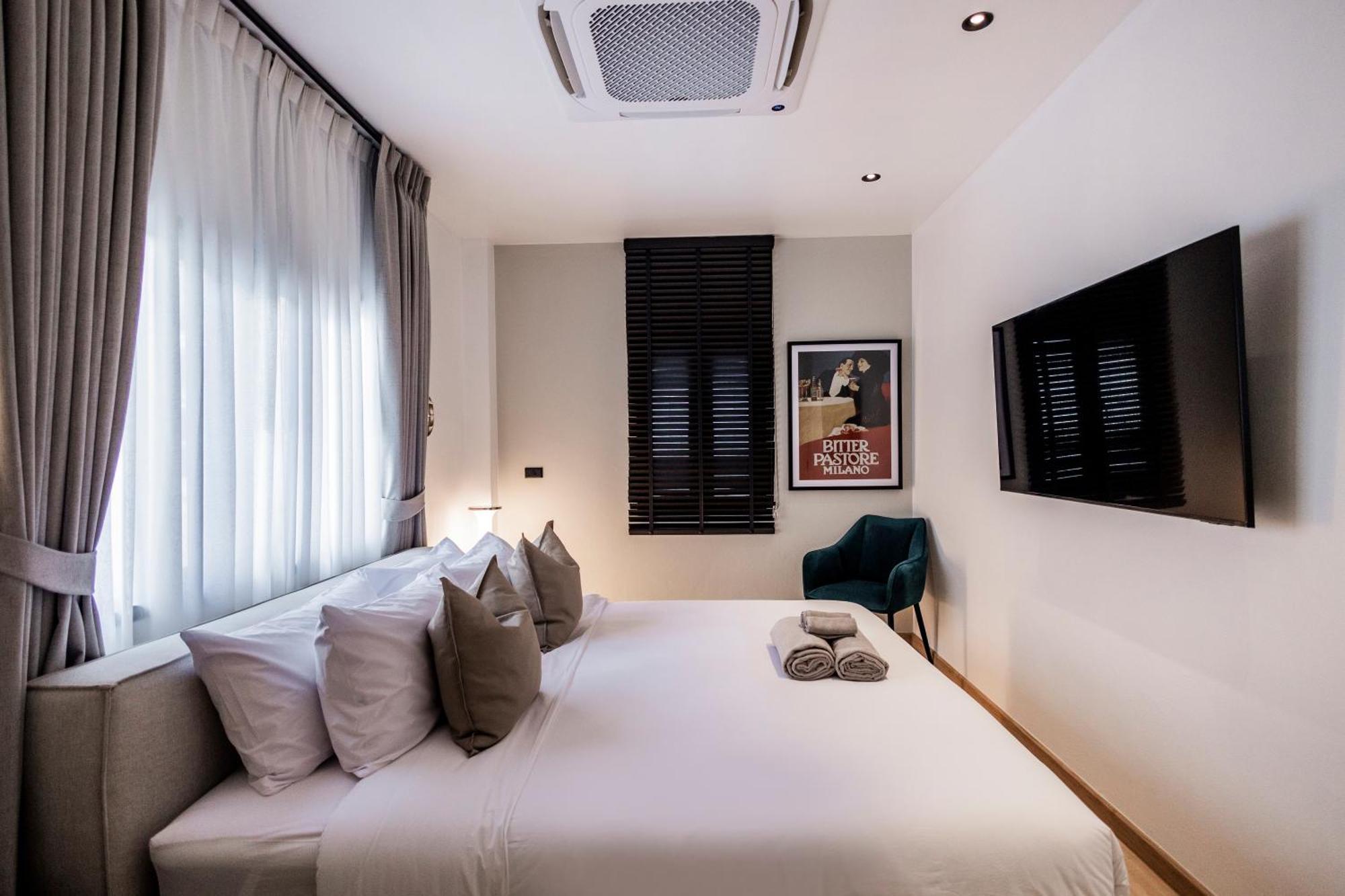 Tpsv Modern Luxury - 5 Bedrooms With Private Pool In Phuket Holiday home *