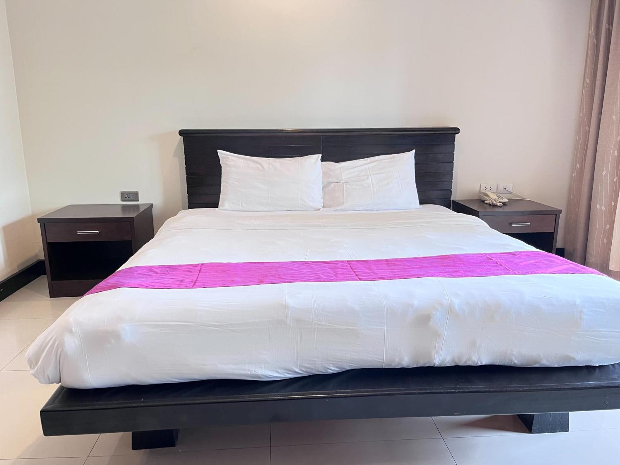 Lub Sbuy Hostel Phuket