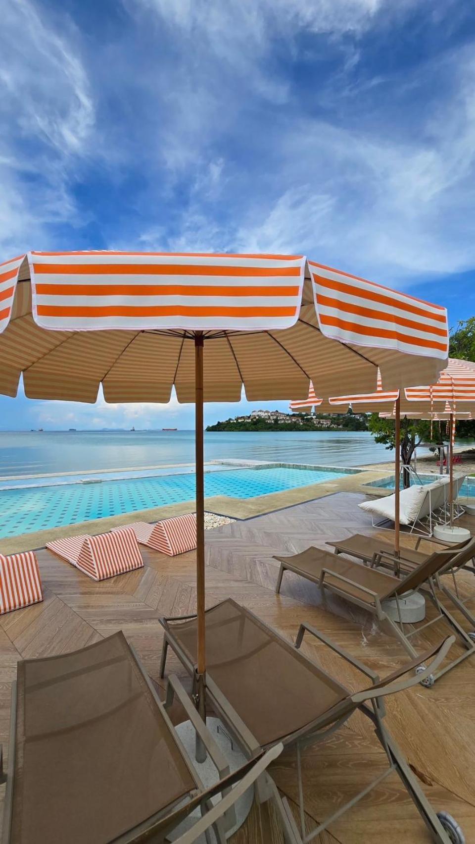 Charcoal Panwa Phuket Resort Ban Tha Khreng