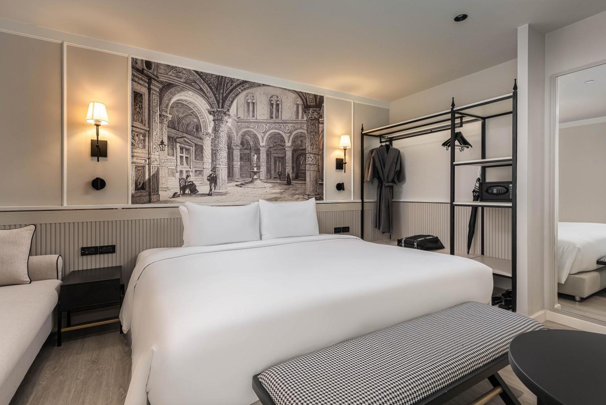 Chateau Du Village Hotel 4*
