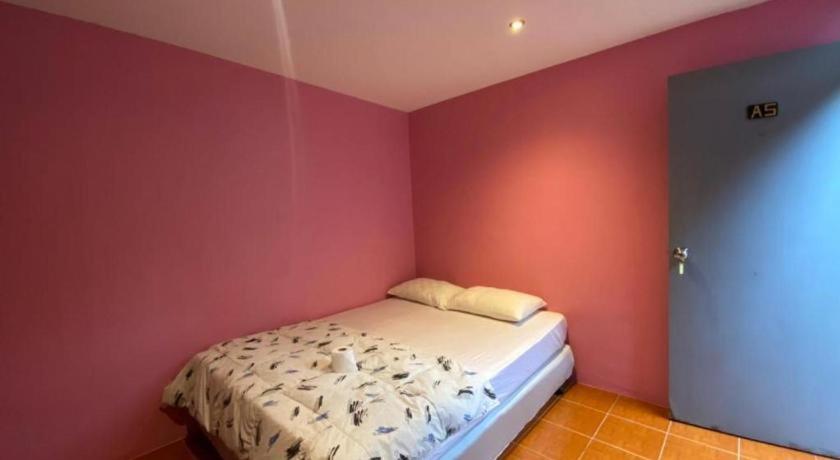 Hotel Oyo 1163 Eden 2*