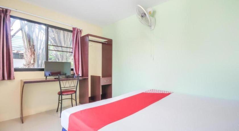 Oyo 1163 Eden Phuket