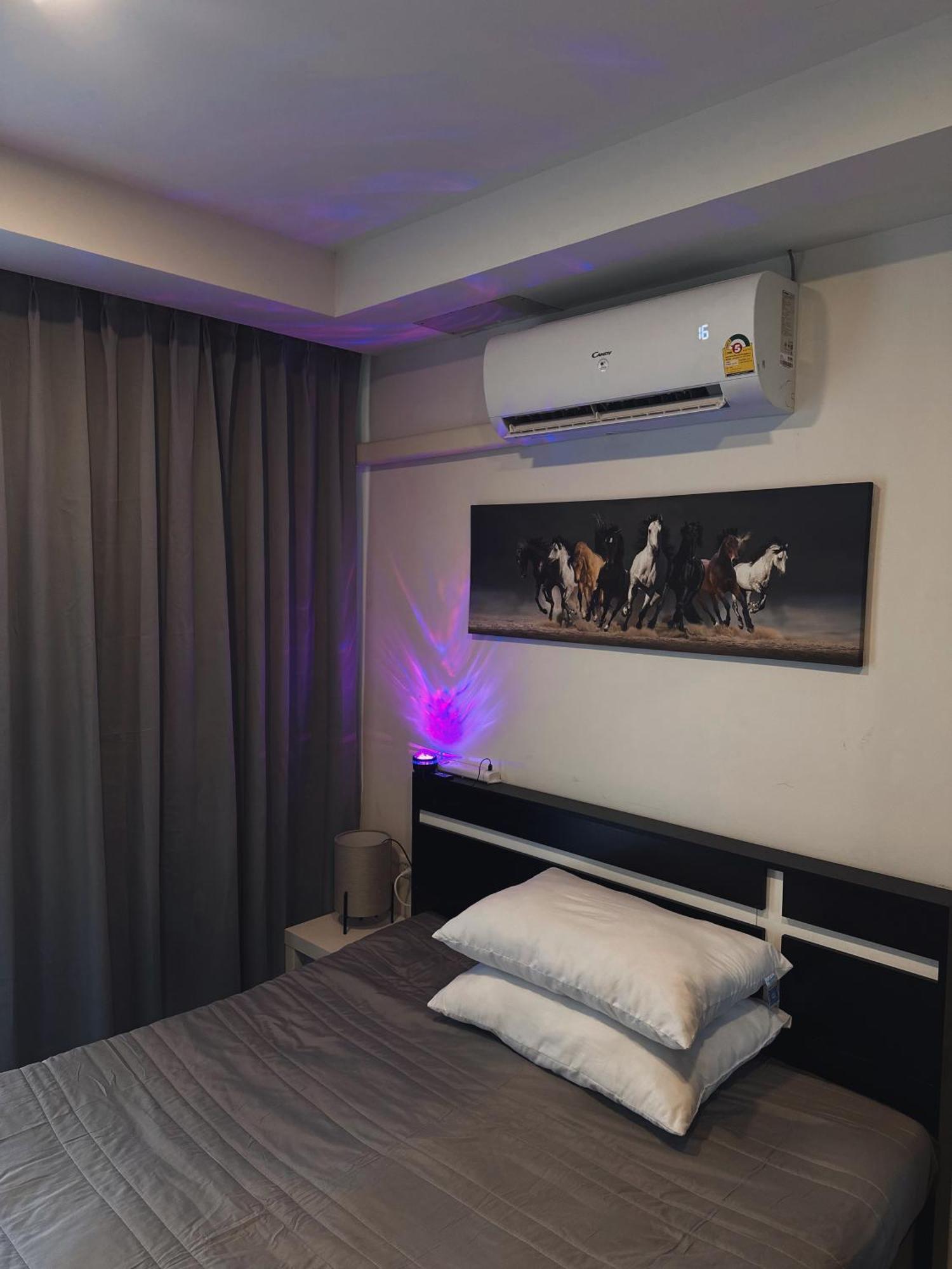 With Sunset View Apartment