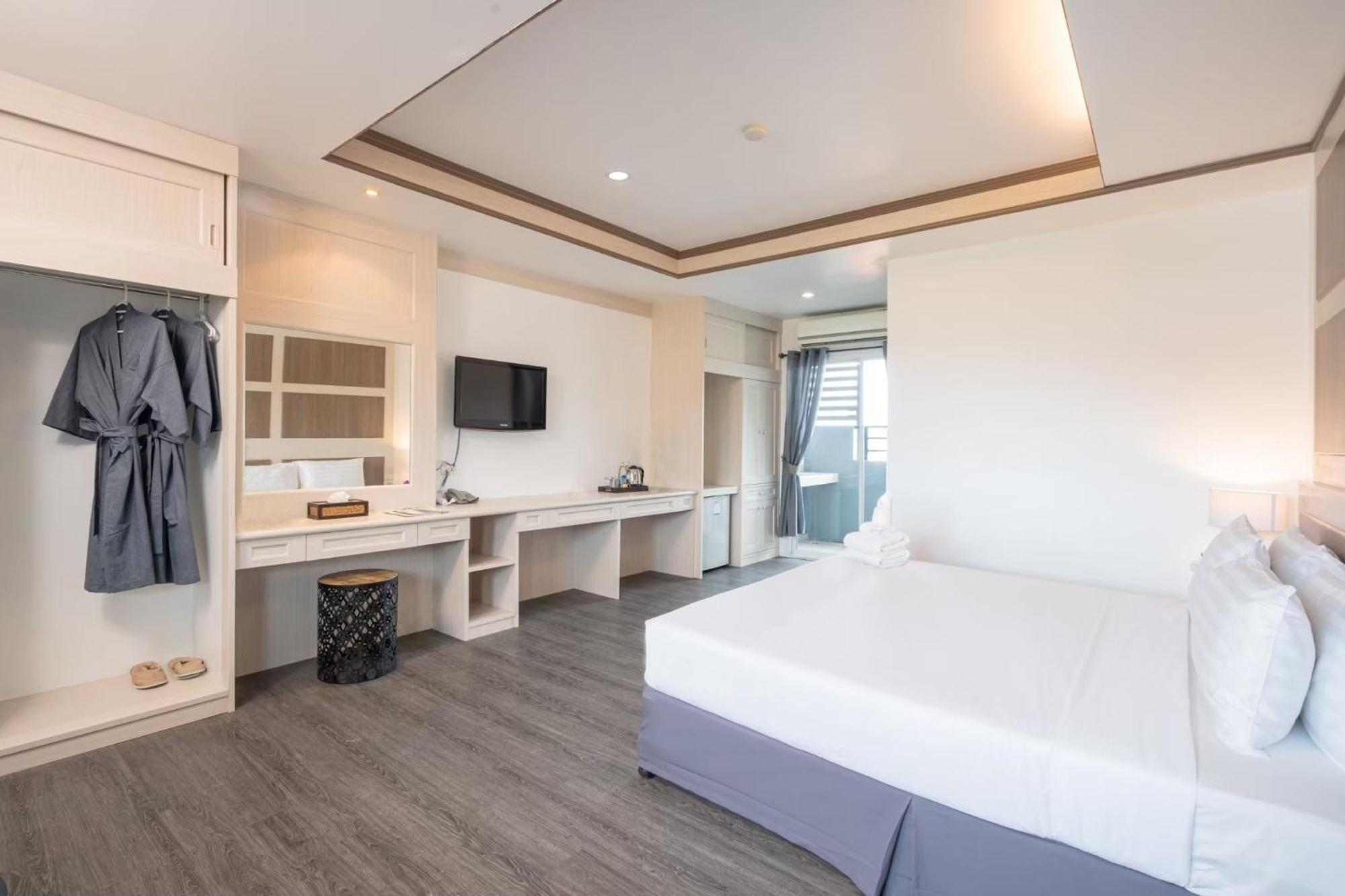 S.b.living Place Phuket