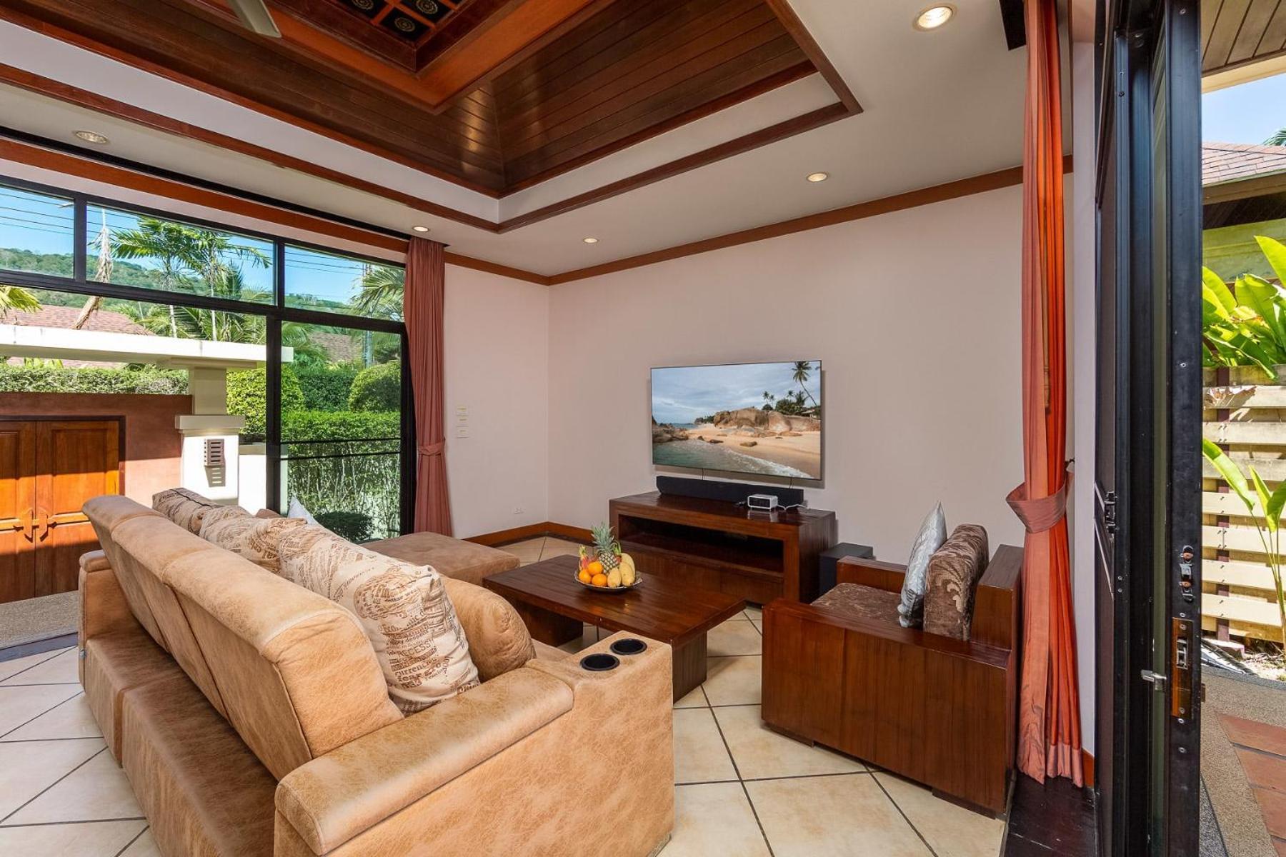 Hoata| Luxury 2br In The Baan Bua Estate | Villa