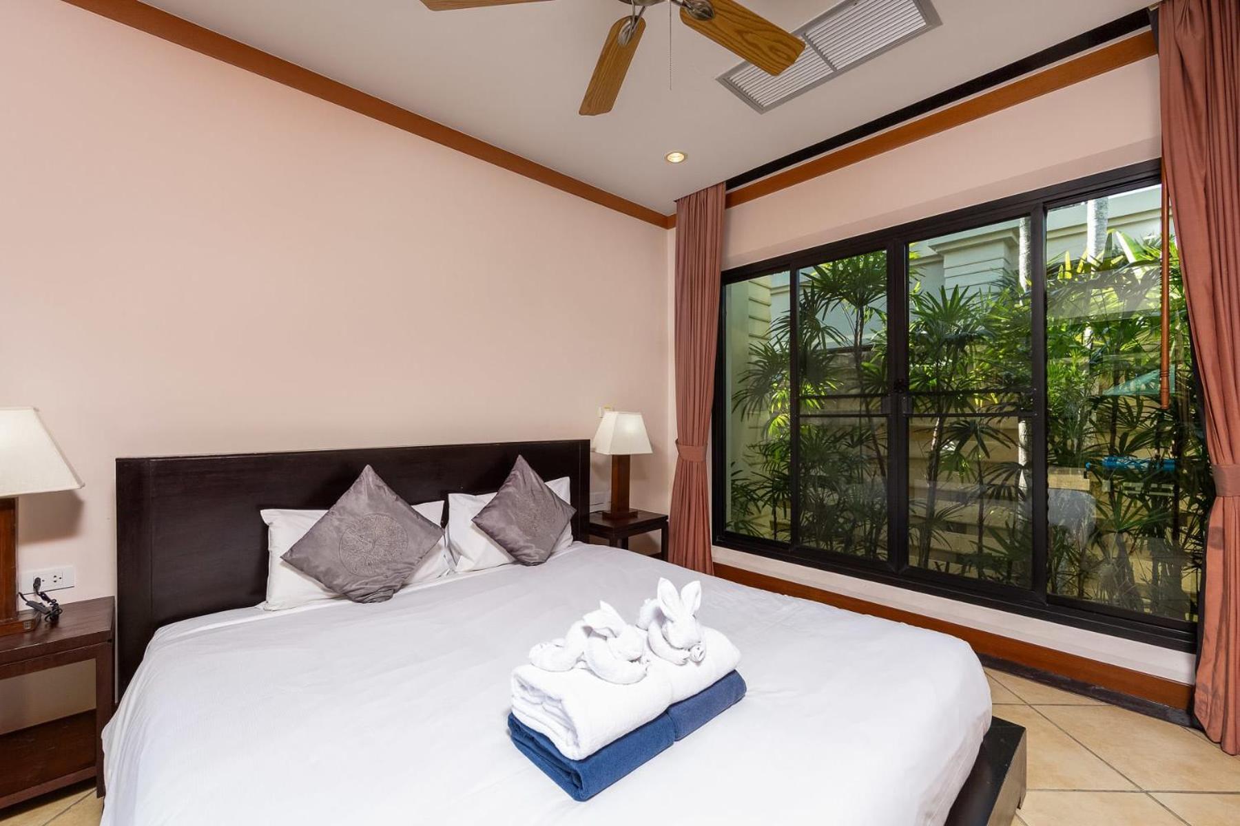 Villa Hoata| Luxury 2br In The Baan Bua Estate | Nai Harn