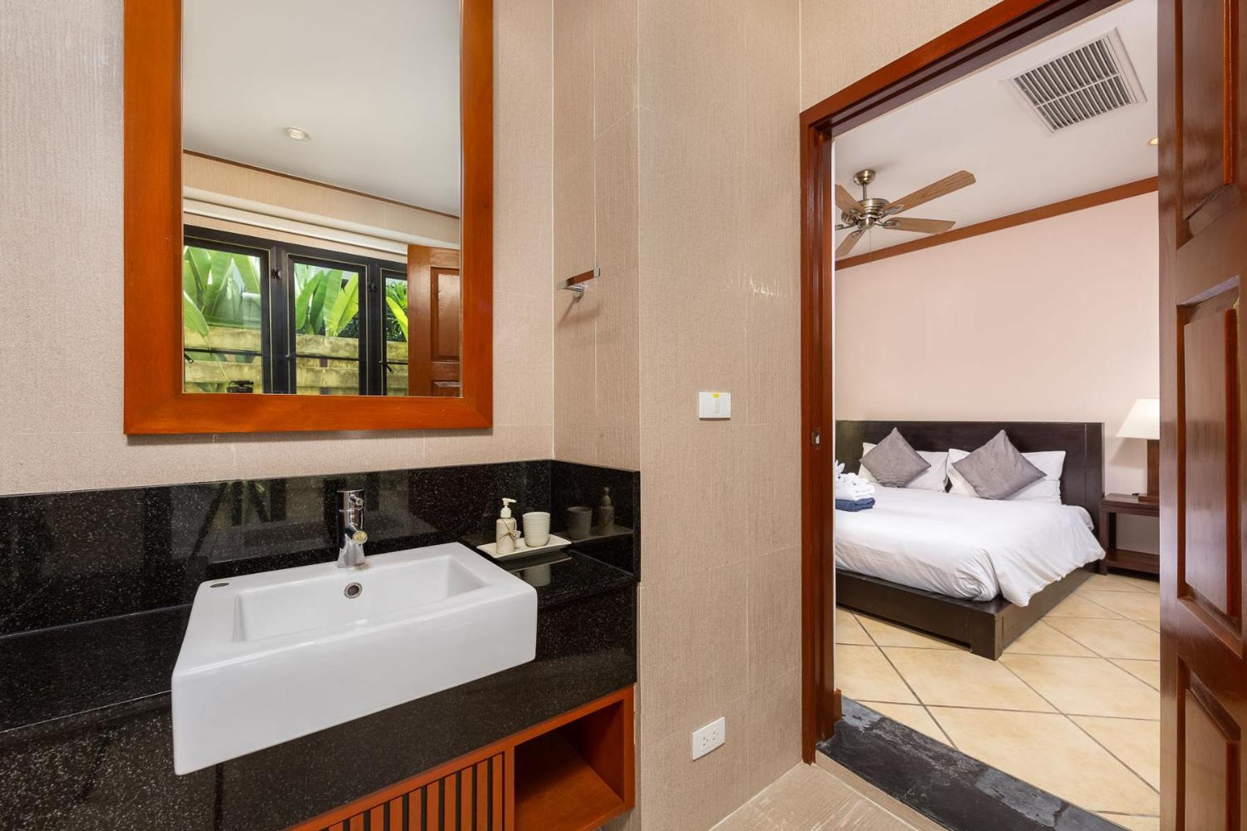 Hoata| Luxury 2br In The Baan Bua Estate | *