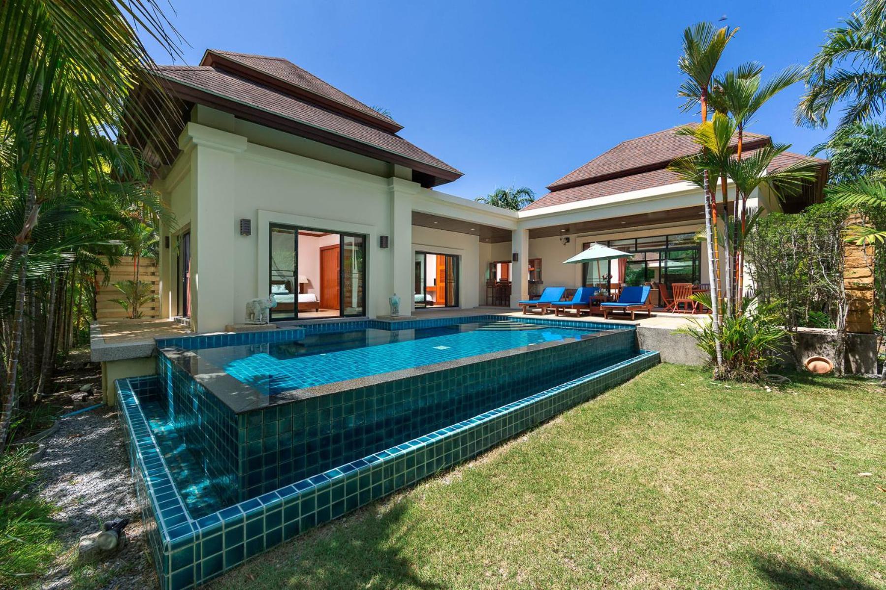 Hoata| Luxury 2br In The Baan Bua Estate | Villa