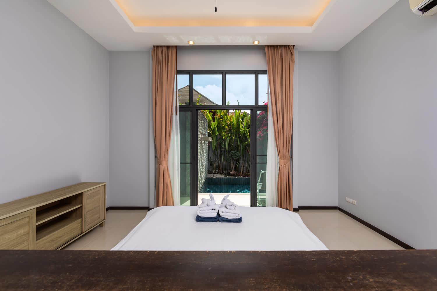 Aruhe | 2 Bedroom Private Pool In Popular Onyx | 3 Min To Naiharn Rawai