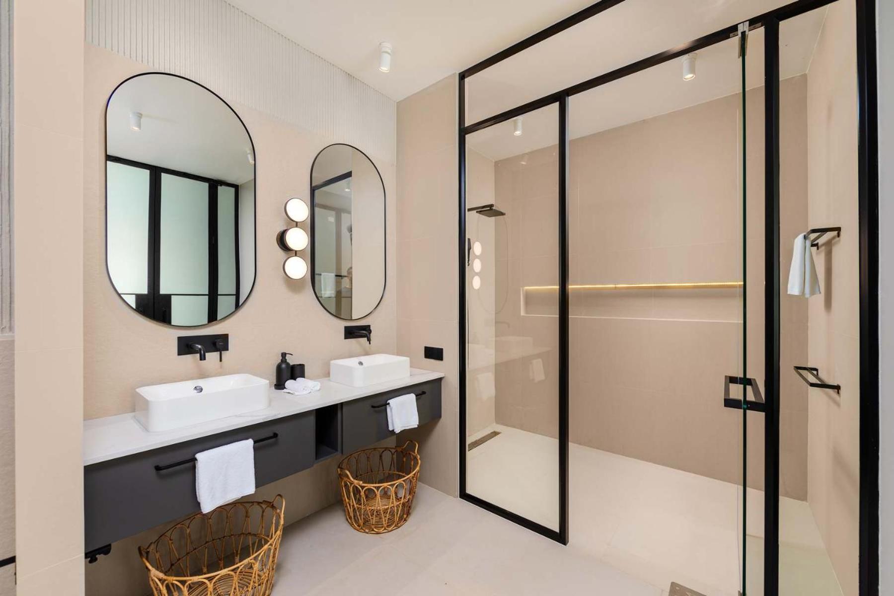 Villa Mios | Brand New 2 Bedroom Private Pool In Popular Onyx | 3 Min To Naiharn