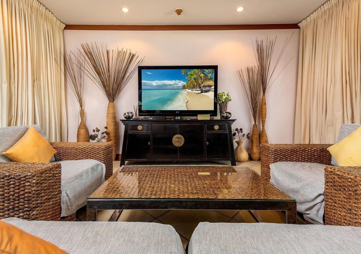 Toba | 3br Gorgeous With Private Pool | Naiharn *