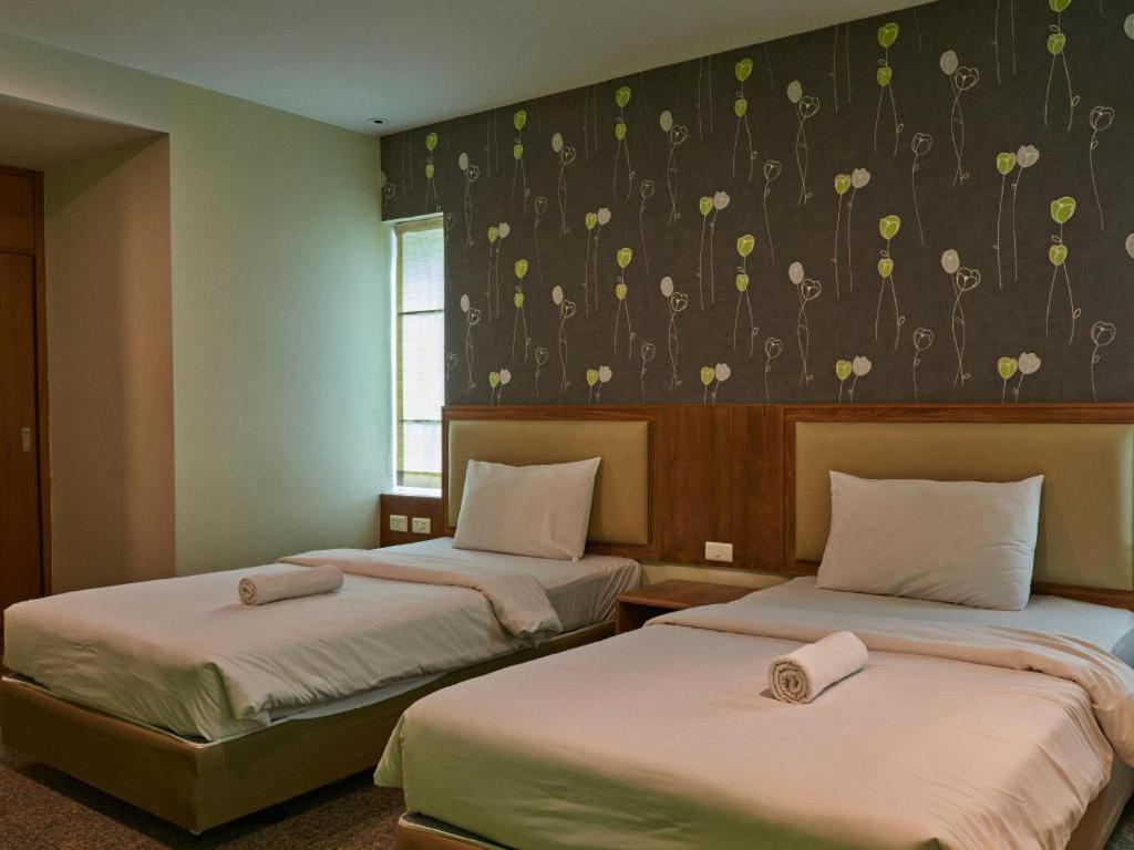 Ecozy Hotel