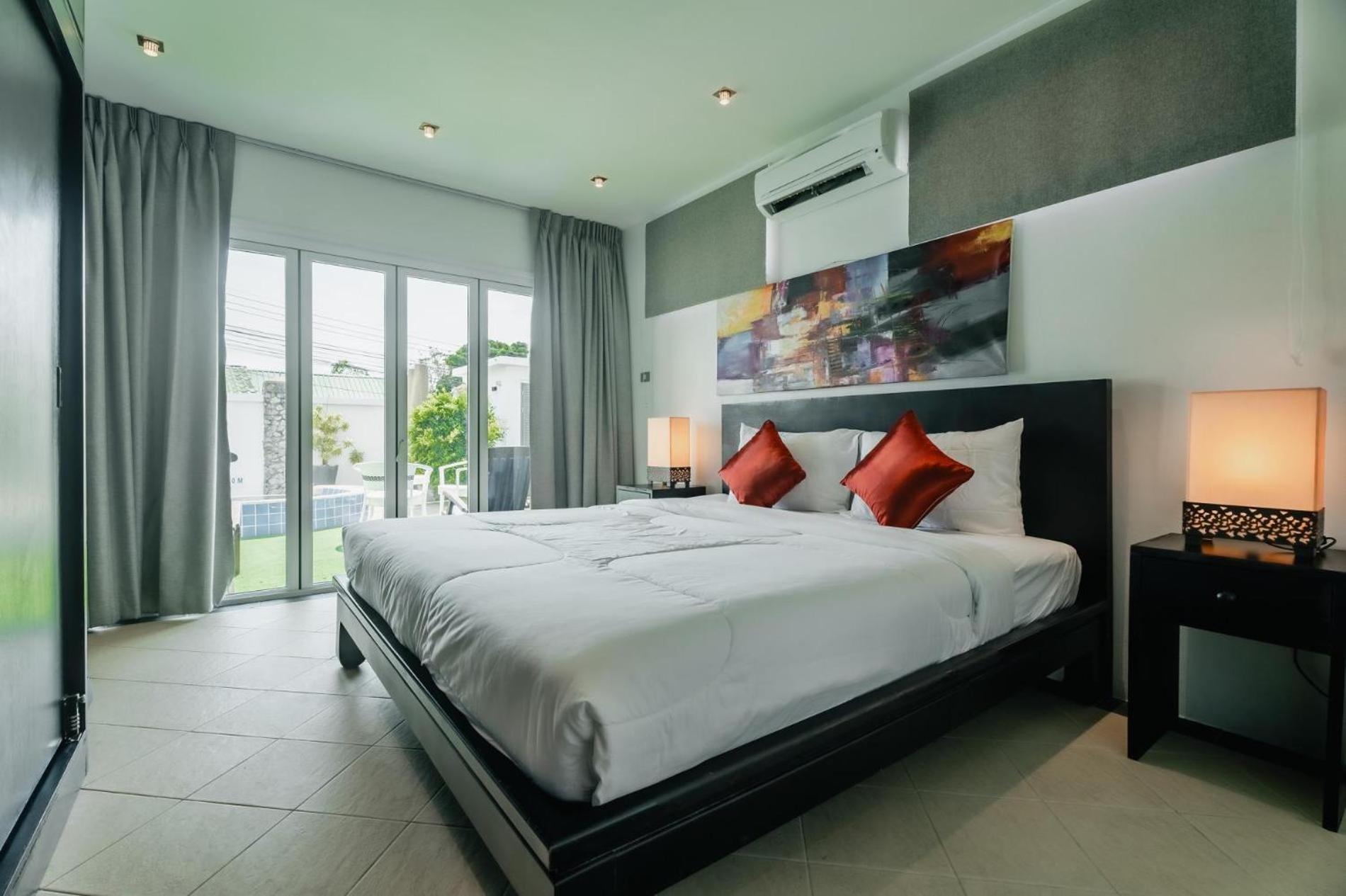 Villa Skyfall Pool In Rawai Ban Saiyuan