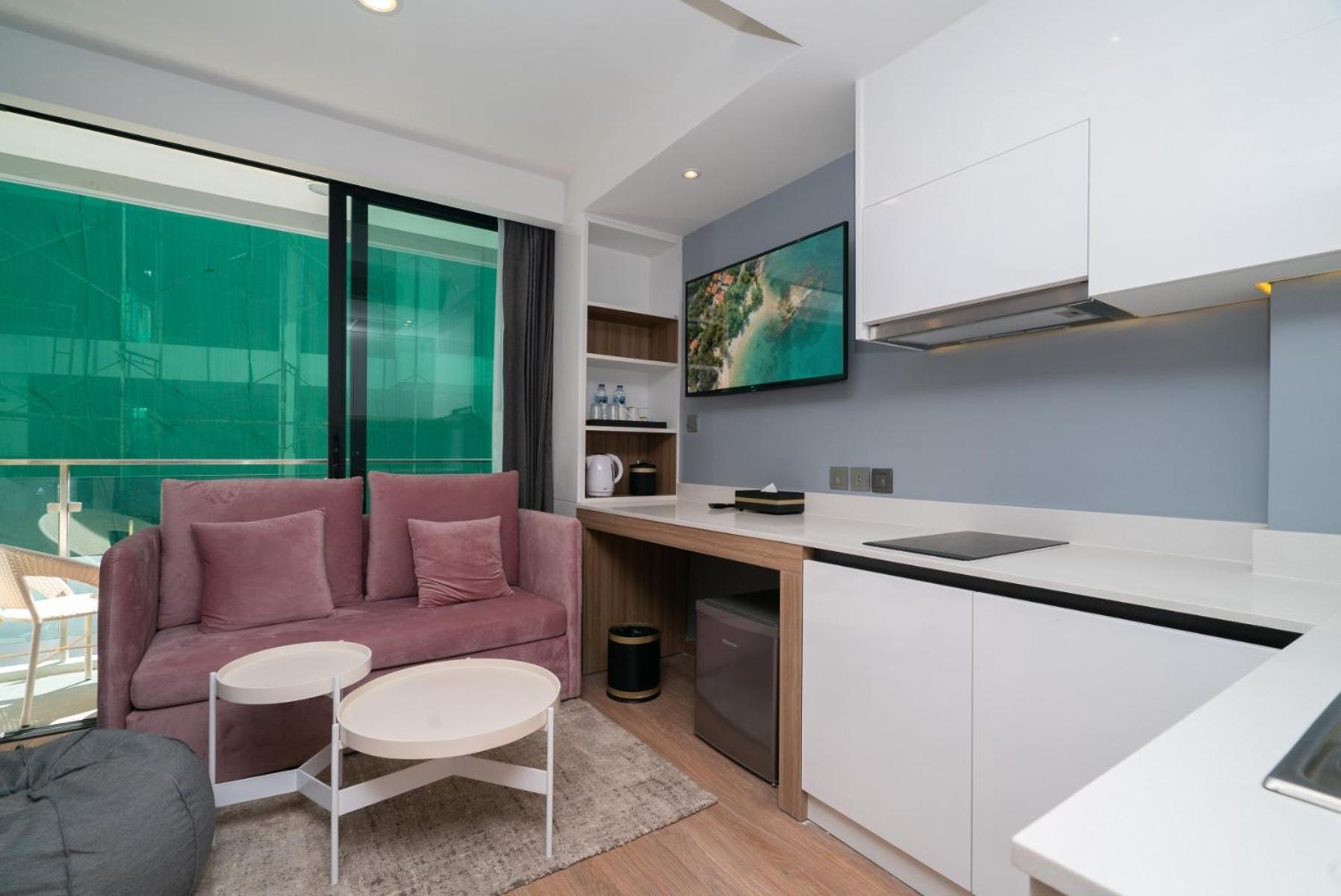 Wekata Luxury Strand Kata