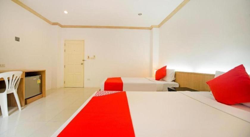 Oyo 232 Hometel Hotel