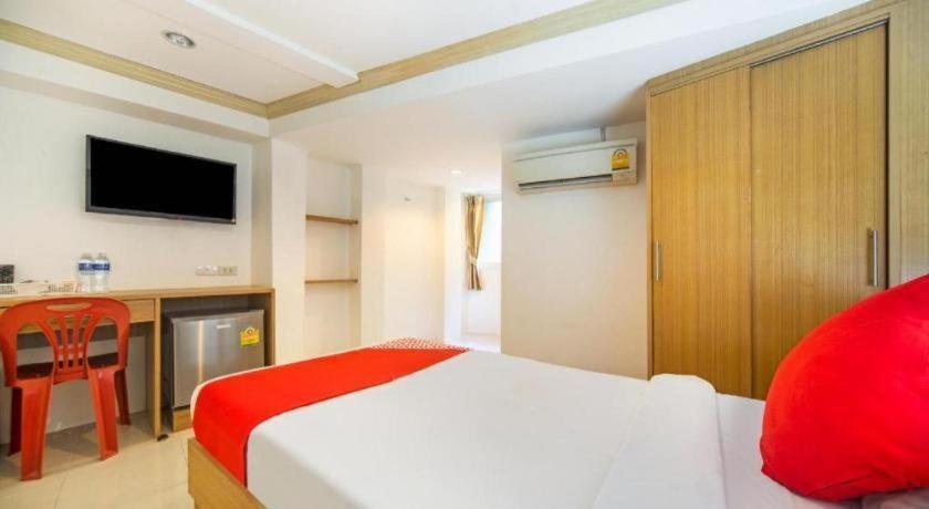 Oyo 232 Hometel Hotel