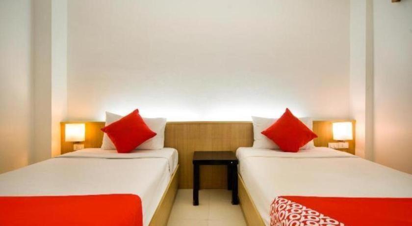 Oyo 232 Hometel Hotel