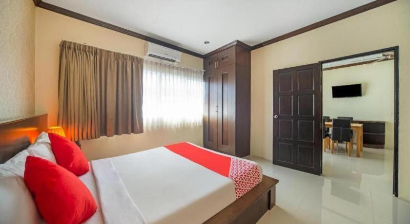 Hotel Oyo 232 Hometel