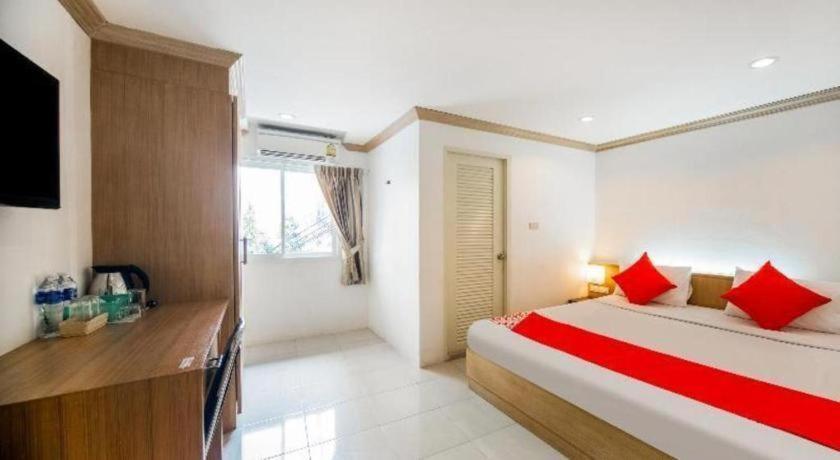 Oyo 232 Hometel