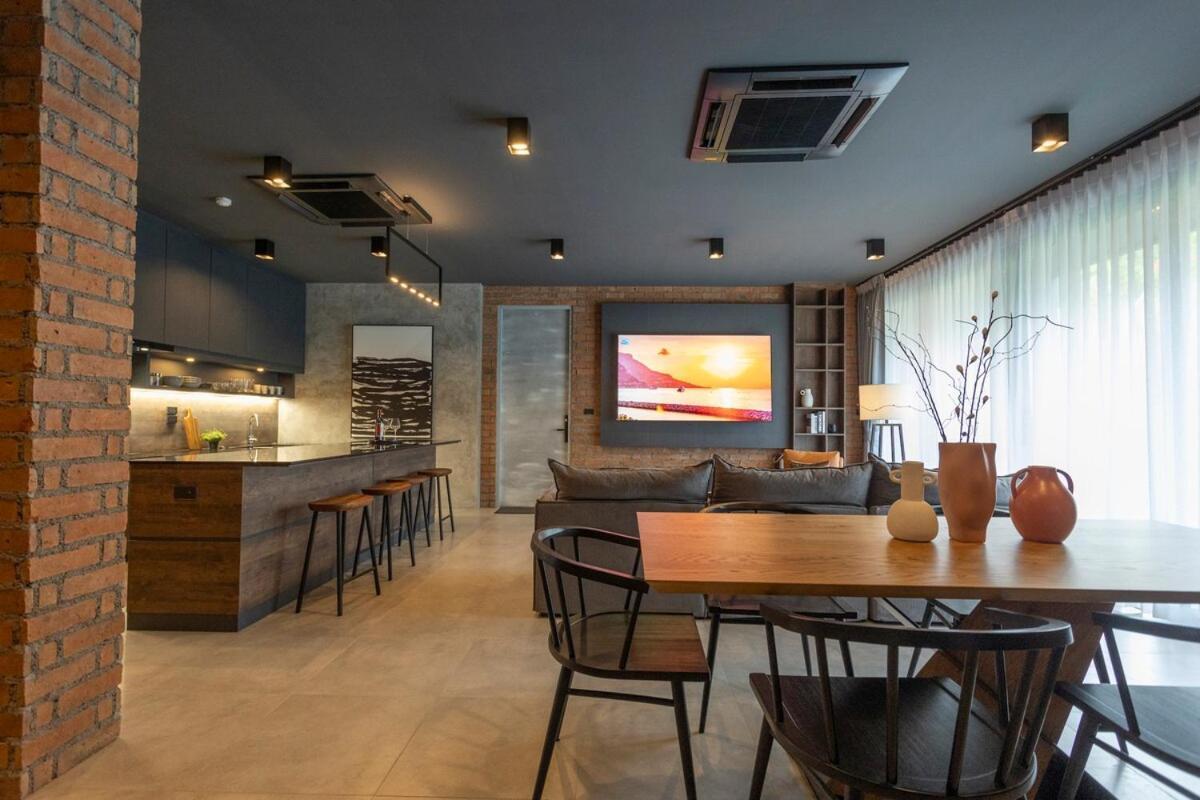 C125 Sea View Sauna Designer Furniture Apartment
